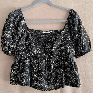 Lush Puff Sleeve V Neck Smocked Y2K Blouse black Ditsy Floral Womens S/Small NEW